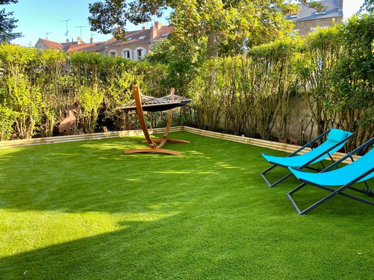 Le Garden & Spa Compiègne Exteriör bild